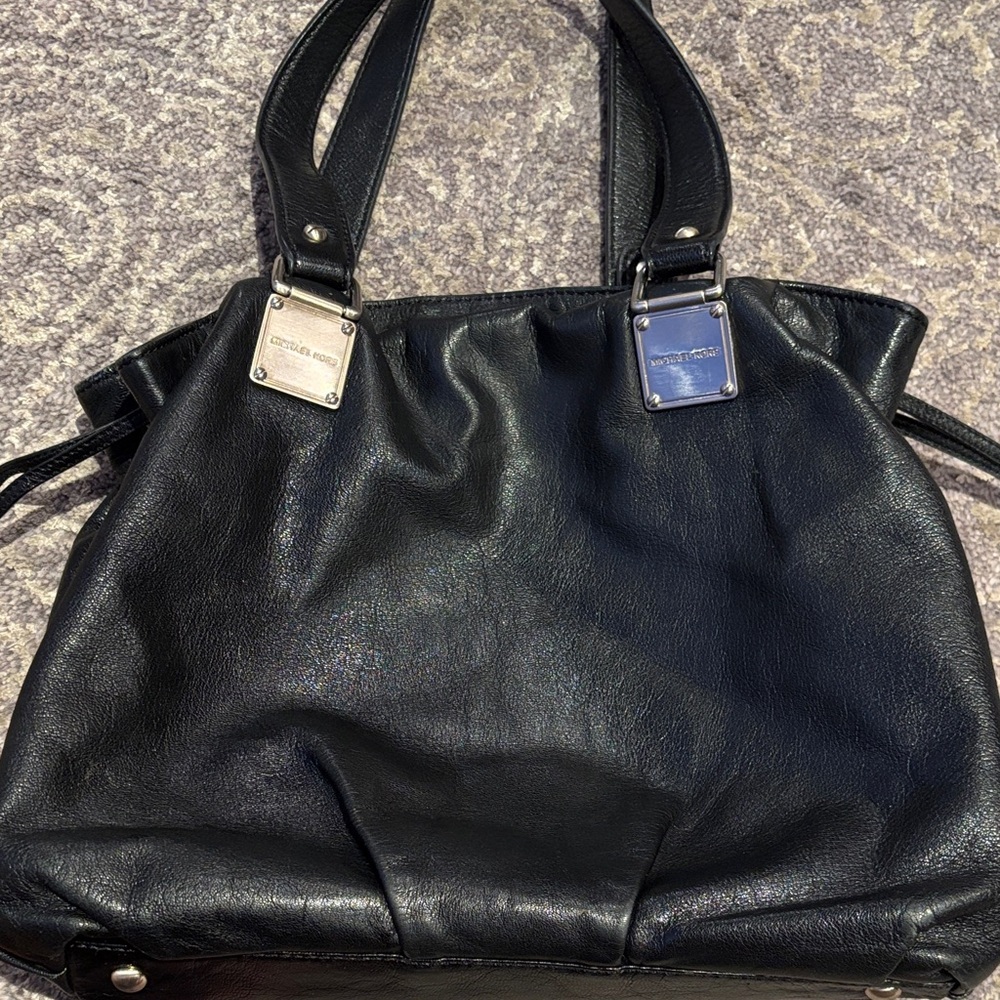 Michael Kors Black Leather Tote Rehearsal bag